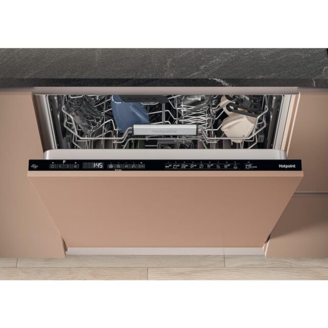 Hotpoint H8I HP42 L UK Hydroforce 60cm Integrated Dishwasher