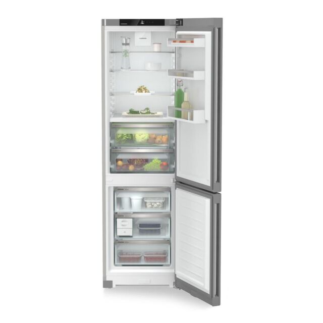 Liebherr CBNsfd5723 Freestanding Fridge Freezer with BioFresh and NoFrost