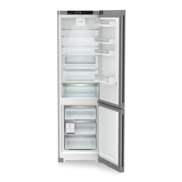 Liebherr CNsfd5723 Freestanding Fridge Freezer with EasyFresh and NoFrost