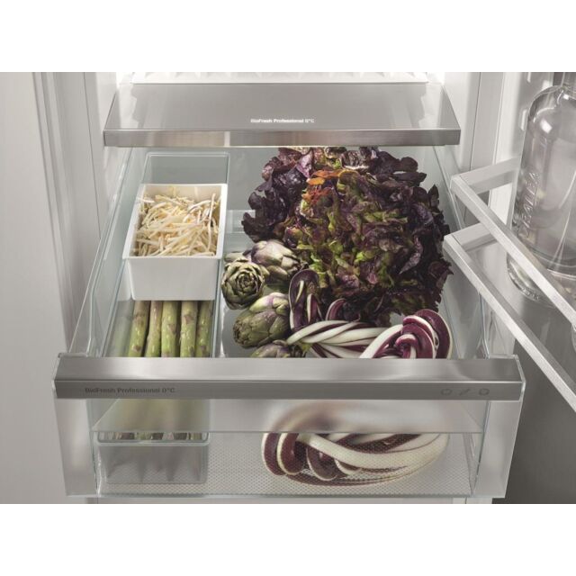 Liebherr IRBdi5180 Fully Integrated Larder Fridge