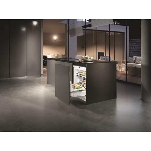 Liebherr UIKo1560 Built-Under Fridge