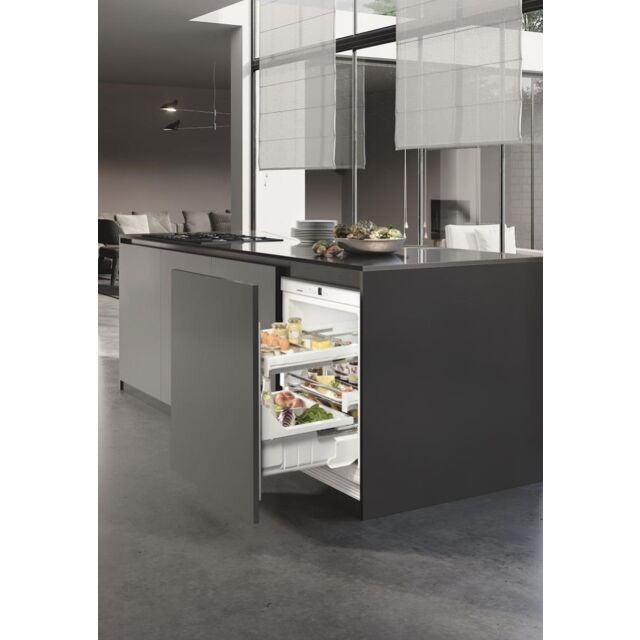 Liebherr UIKo1560 Built-Under Fridge