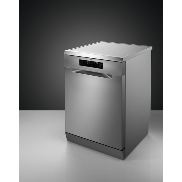 AEG FFB53937ZM 6000 SatelliteClean Freestanding Dishwasher with AirDry Technology + 14 Place Settings