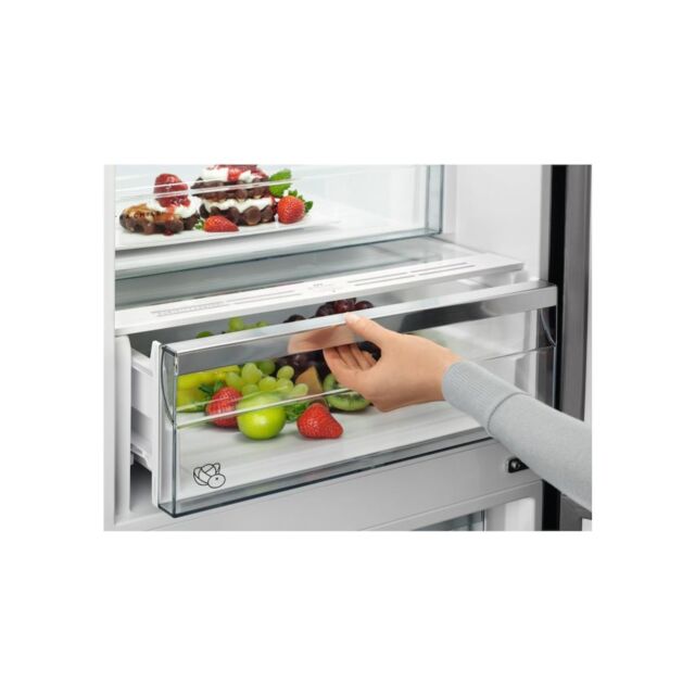 AEG RCB732E7MG Freestanding Frost Free Fridge Freezer